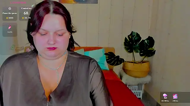 Blossom_Soniya webcam