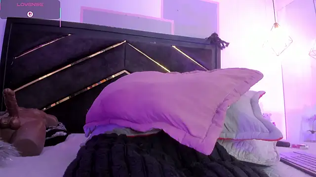 april_jones05 webcam