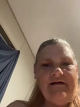 Roxie6989 webcam