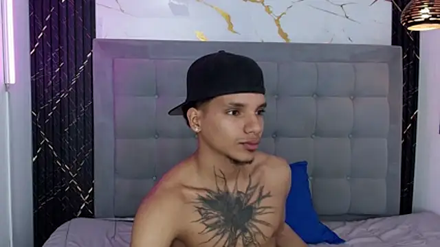 kai_storm77 webcam