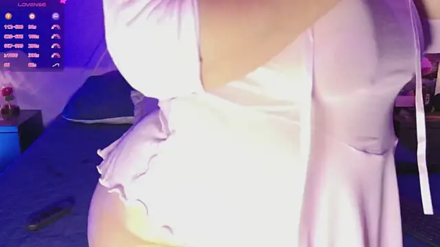 emmajohnss live cam on StripChat