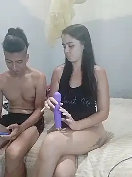 Rodri-Cami live cam on StripChat
