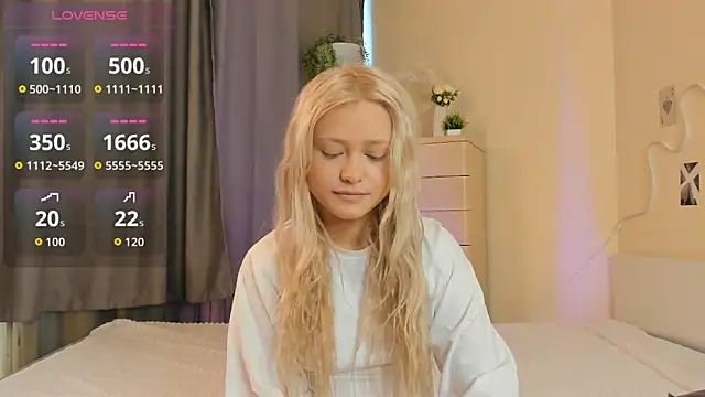 MidnightPoise live cam on StripChat