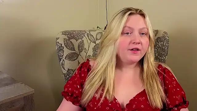 PhatAssBlond webcam