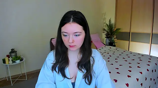 AlluringLookk webcam