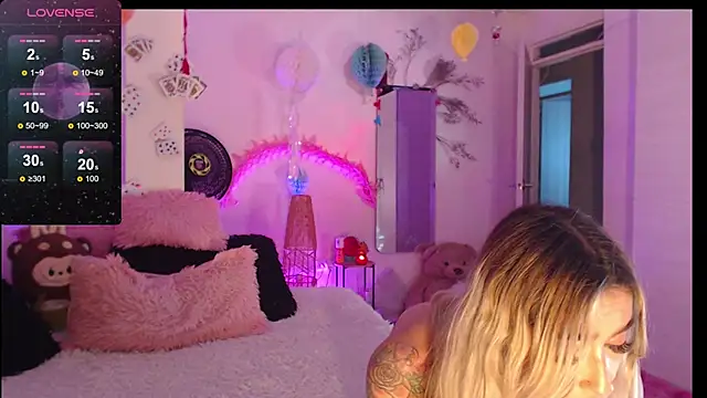 danny_1hotcute webcam