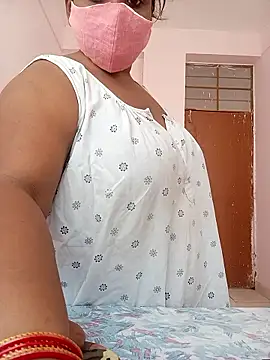 CUTE-LOVE-SWEETS live cam on StripChat