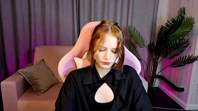 AliceJohansone webcam