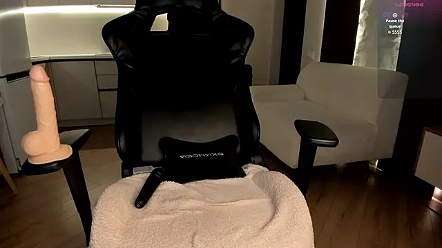 amy_akime webcam