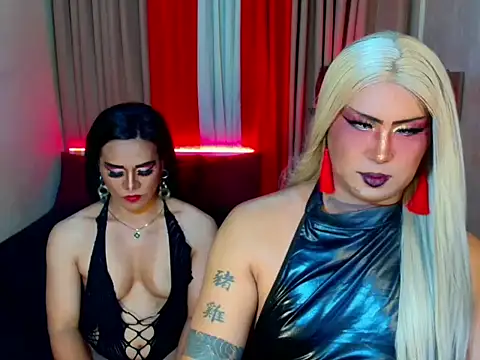 Wildest_Slave_Huntress webcam