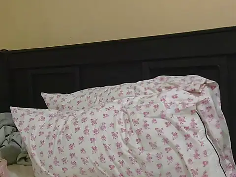 kinkydolll webcam