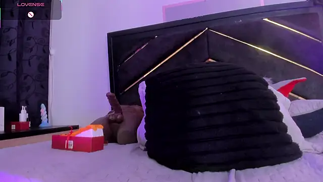 april_jones05 webcam