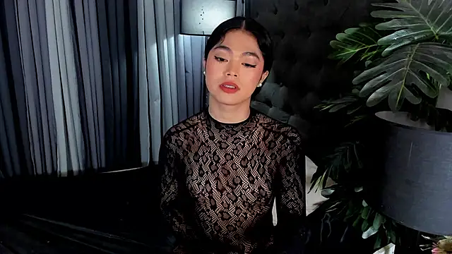 AsianHugecockAnna webcam