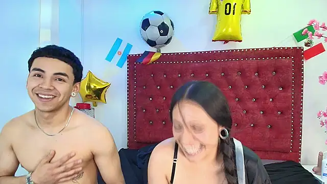 Jaden_and_sofia webcam