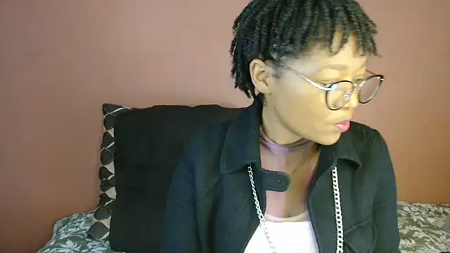 SweetCandiee webcam
