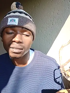 Boyzn_unfiltered webcam