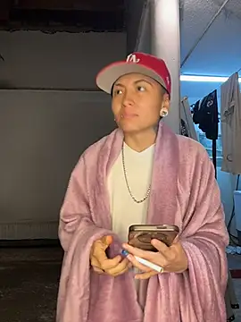 ian_mathias_ webcam