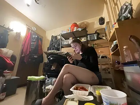Snowbunnycake_131 webcam
