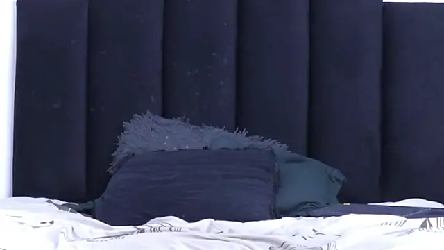 MarcoAlexLatino's live cam