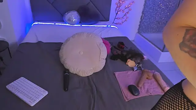 cassieevans - CassieEvans's free webcam - UK Sex Cams