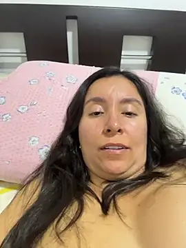 emely_sexx20 webcam