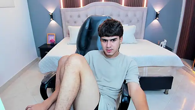Tommy18__ webcam