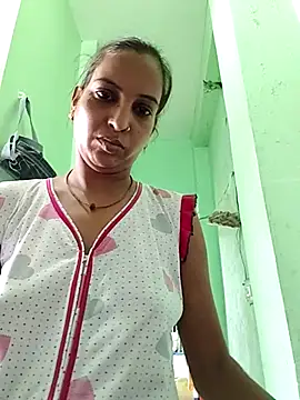 Sexy-Kajal2 webcam