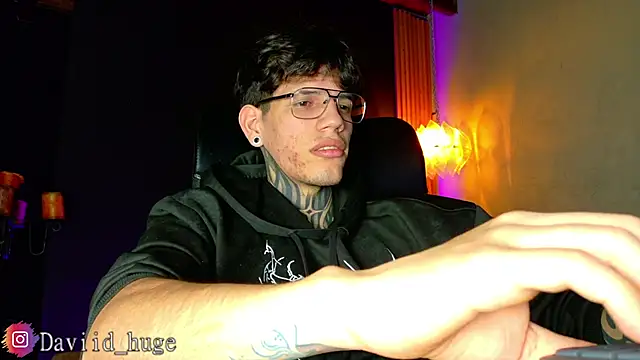 david_huge webcam