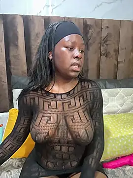DarkBerryDiamond255 webcam