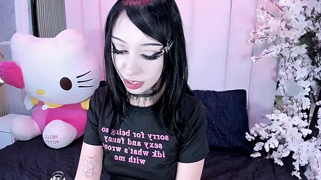 SalemBlackrose live cam on StripChat