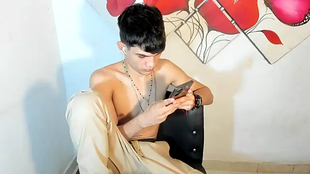 Jesshot_bigcock20cm webcam