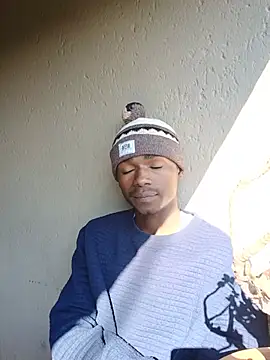 Boyzn_unfiltered webcam