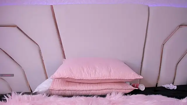 mia_cartter_ - Mia_Cartter_'s free webcam - UK Sex Cams