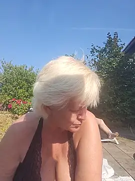 milfchantal4 (F mature) - Spar für eine Fickmaschine