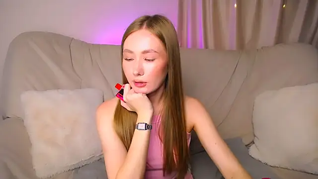 EllyColins webcam