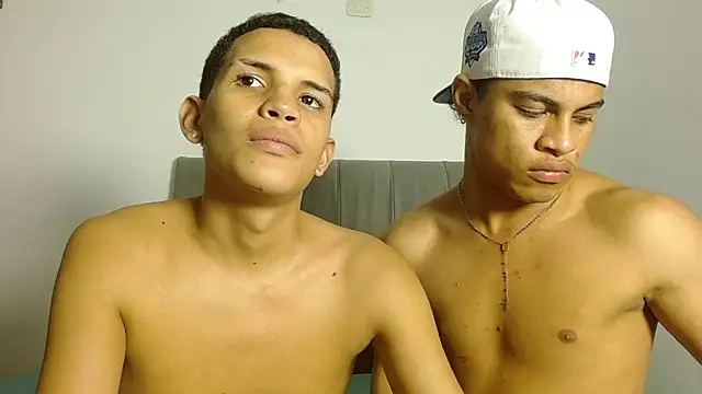 Jose_And_Daniel webcam