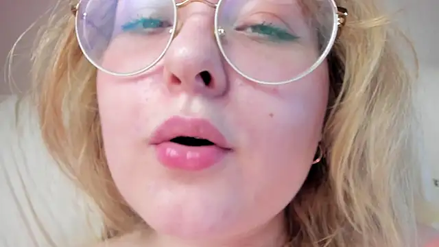 teencute webcam