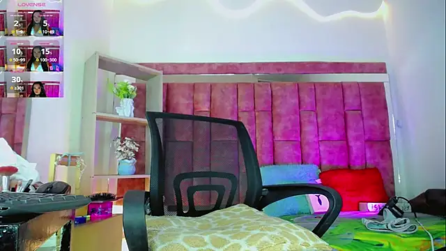KayleighDreams_ webcam