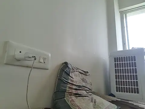 young-hairy-jon webcam