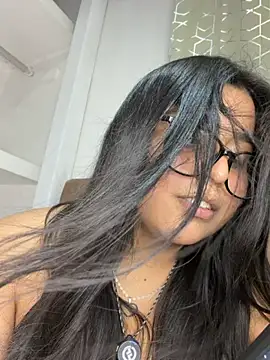 virginbrunette99 webcam