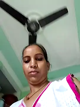 Sexy-Kajal2 webcam