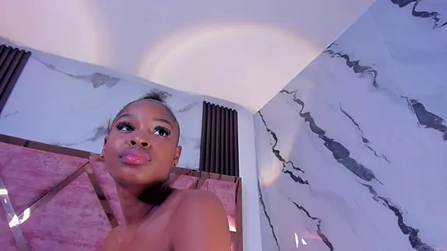 averline_sterling webcam