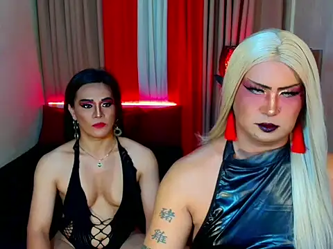 Wildest_Slave_Huntress webcam