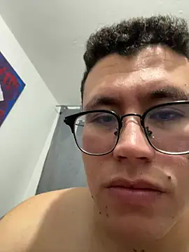 Kurtxxx22 webcam
