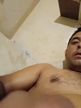 125Delfin90 live cam on StripChat
