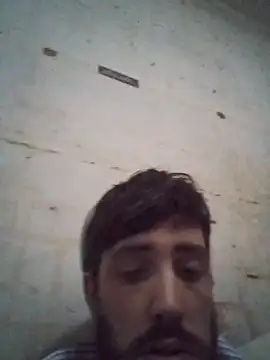 Ratacrocante live cam on StripChat