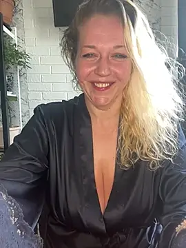 JenniferCarmen webcam