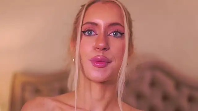 CaseyPosh webcam