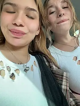 FlashTitsRoyal