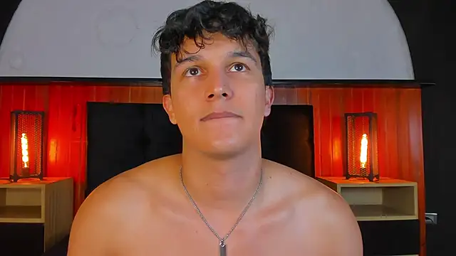 Leo_Savage_